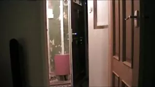 ফ্যাকাশে চিক টেসা লে ...
