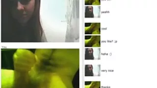 কমনীয় 18 বছর বয়সী  ...