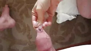 ওয়েল গ্রেসড ব্লন্ডি ...