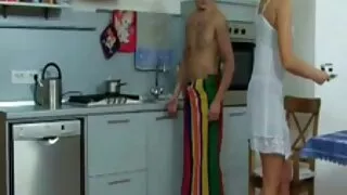 অবিশ্বাস্যভাবে গরম ব ...