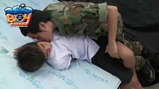 কমনীয় কিশোর বাংলাচু ...