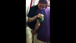হর্নি ডুড একটি রাস্ত ...