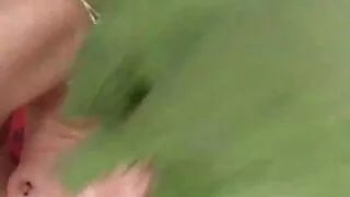 বড় স্তনের সাথে কিঙ্ ...