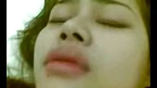 শুধু গরম সুন্দর শ্যা ...